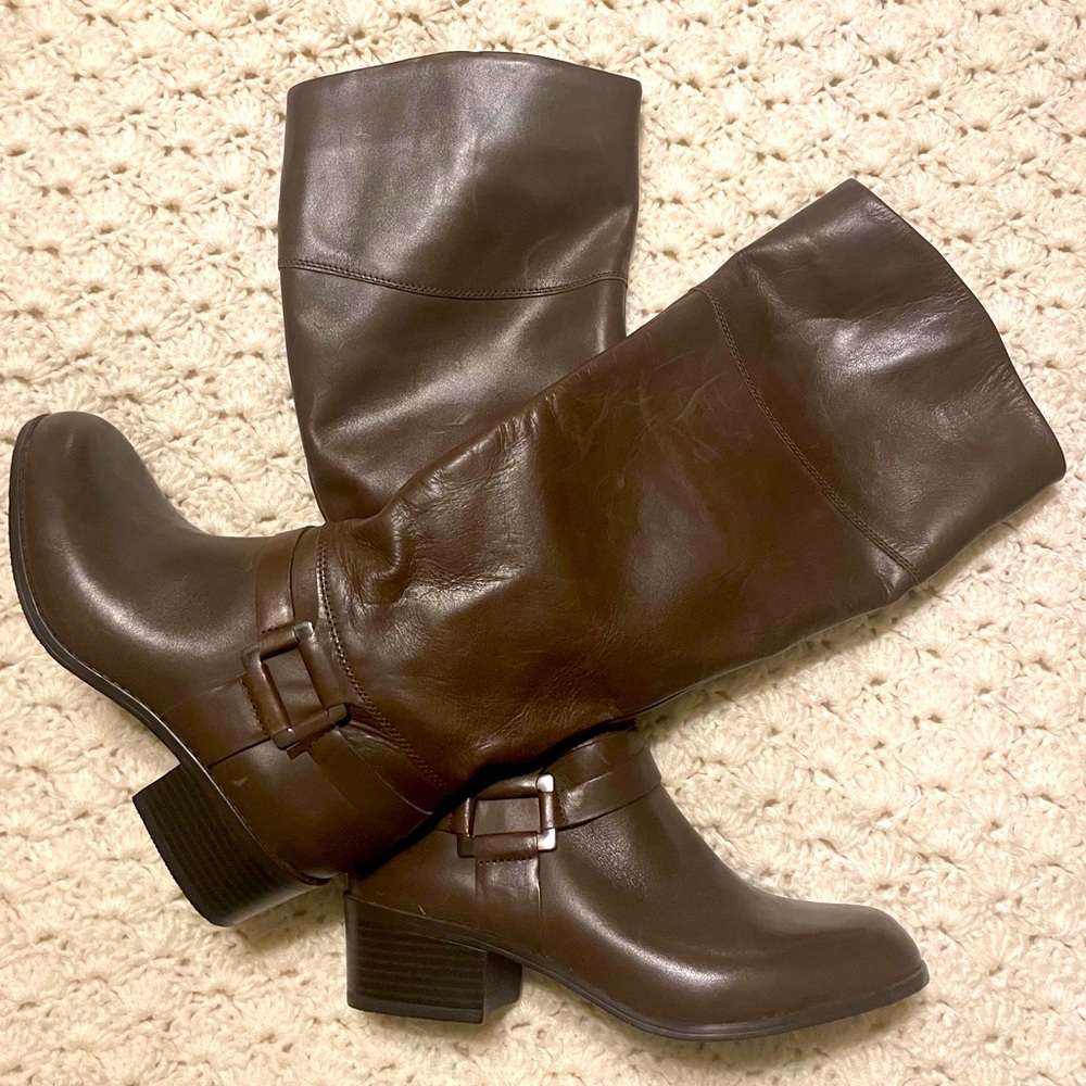 Alfani boots in Brown, size 7.5